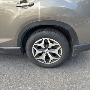 2020 Subaru FORESTER PREMIUM — миниатюра 18