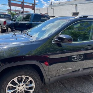 2019 JEEP CHEROKEE LATITUDE PLUS 照片 2