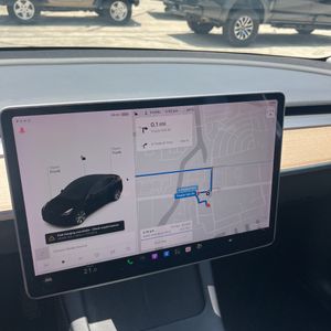 صورة مصغرة 39 لـ 2021 Tesla MODEL Y STANDARD RANGE