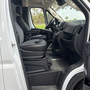 صورة مصغرة 32 لـ 2025 RAM PROMASTER 2500 TRADESMAN