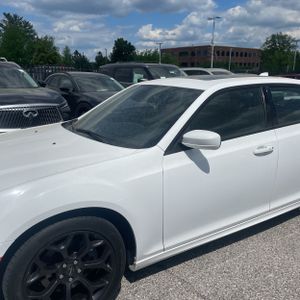 CHRYSLER 300 S - 2