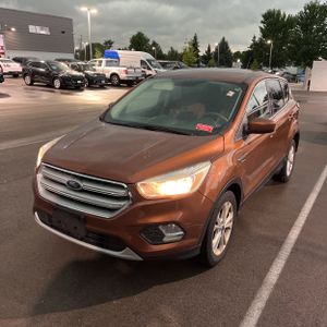 2017 FORD ESCAPE SE 照片 1