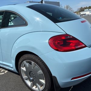 VOLKSWAGEN BEETLE 2.5L PZEV FENDER EDITION - 6