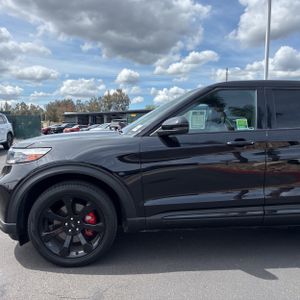 FORD EXPLORER ST - 2