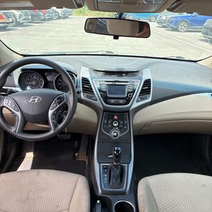 2015 Hyundai ELANTRA SE — миниатюра 36