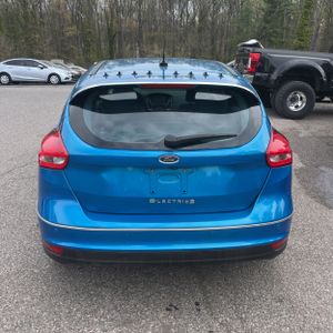 FORD FOCUS ELECTRIC - 6