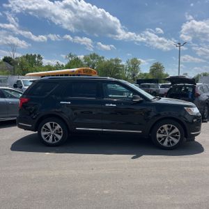 FORD EXPLORER LIMITED - 10