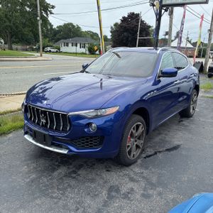 2017 Maserati LEVANTE S 照片 1