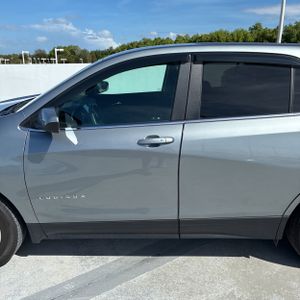 CHEVROLET EQUINOX LT - 4