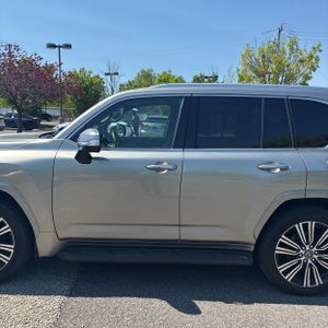 LEXUS LX 600 LUXURY - 4