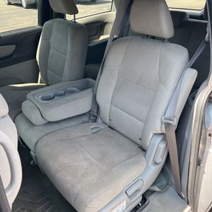 2016 Honda ODYSSEY SE — миниатюра 34