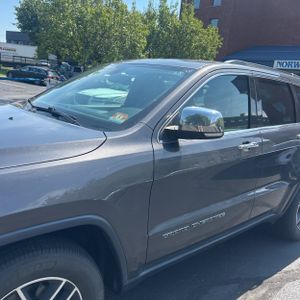 2017 JEEP GRAND CHEROKEE LIMITED 照片 2