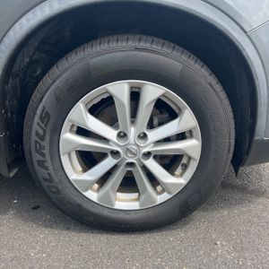 2016 Nissan ROGUE SV 缩略图 19