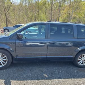 DODGE GRAND CARAVAN SXT - 4