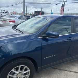 CHEVROLET EQUINOX LT - 2