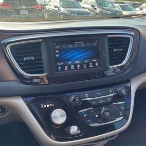 صورة مصغرة 65 لـ 2018 Chrysler PACIFICA LX