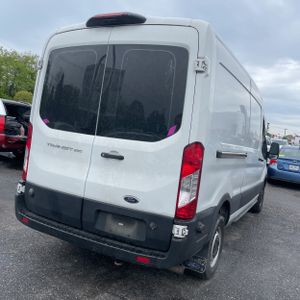 FORD TRANSIT 250 - 8