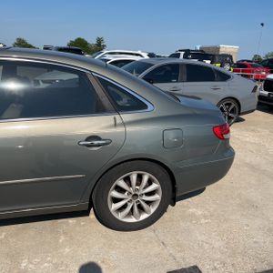 HYUNDAI AZERA LIMITED - 6
