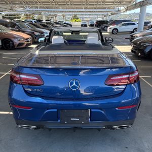 MERCEDES-BENZ E-CLASS - 6