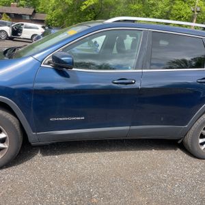 JEEP CHEROKEE LIMITED - 4