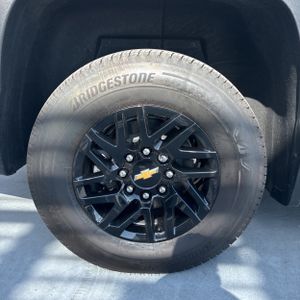 2026 Chevrolet SILVERADO EV LT — миниатюра 19