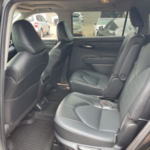 2022 Toyota HIGHLANDER XLE thumbnail 27