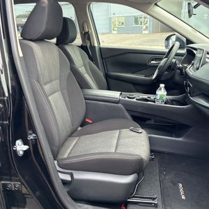 صورة مصغرة 32 لـ 2026 Nissan ROGUE SV