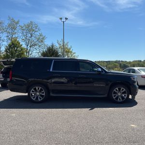 CHEVROLET SUBURBAN LTZ - 10
