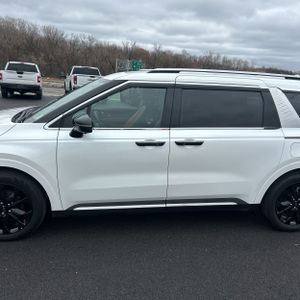 KIA CARNIVAL SX PRESTIGE - 4