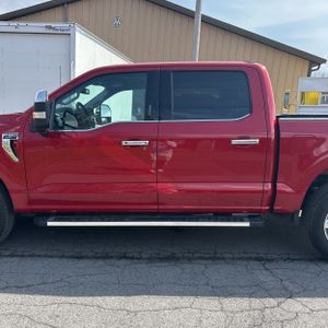 FORD F-150 LARIAT - 4