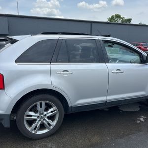 FORD EDGE LIMITED - 9