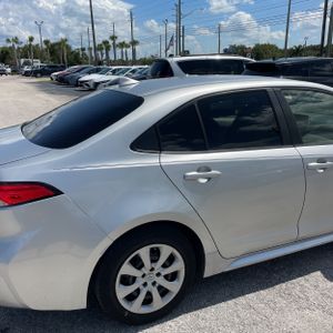 2020 Toyota COROLLA LE 照片 9