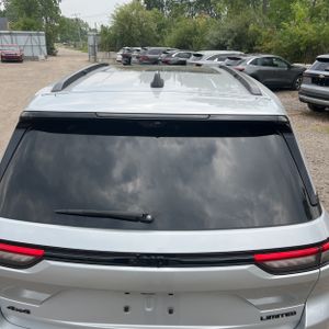 2024 JEEP GRAND CHEROKEE LIMITED — миниатюра 16