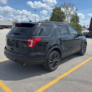 FORD EXPLORER XLT - 8