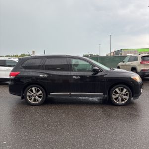 2016 Nissan PATHFINDER PLATINUM — фото 10
