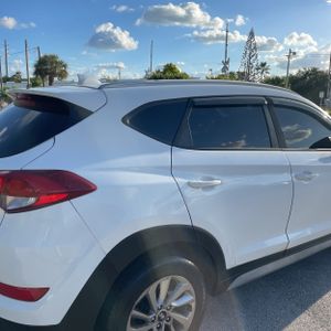 HYUNDAI TUCSON SEL - 9