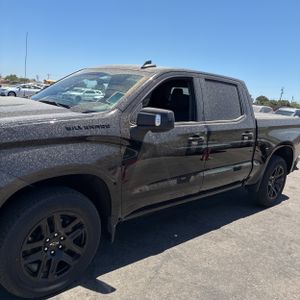 صورة 2 لـ 2023 Chevrolet SILVERADO 1500 RST