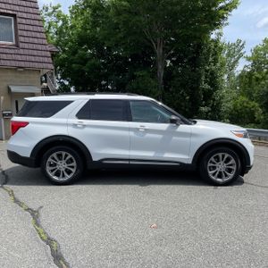 FORD EXPLORER XLT - 10