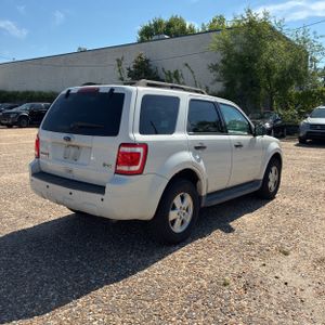 FORD ESCAPE XLT - 8