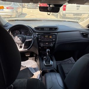 2019 Nissan ROGUE SV — миниатюра 36