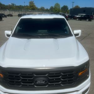 صورة 13 لـ 2025 FORD F-150 XL