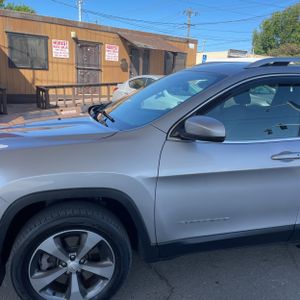 JEEP CHEROKEE LIMITED - 2