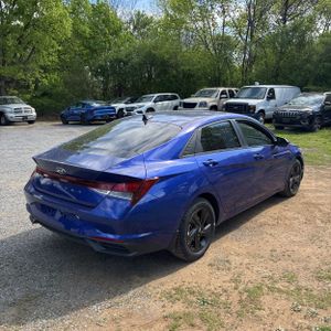 HYUNDAI ELANTRA SEL - 8