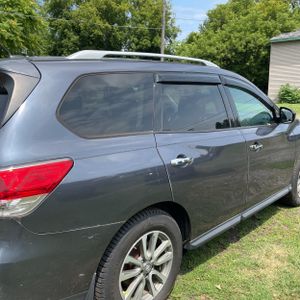 2014 Nissan PATHFINDER SV 照片 9