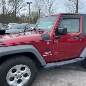 JEEP WRANGLER SAHARA - 2