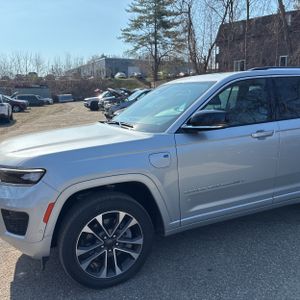 JEEP GRAND CHEROKEE OVERLAND 4XE - 2