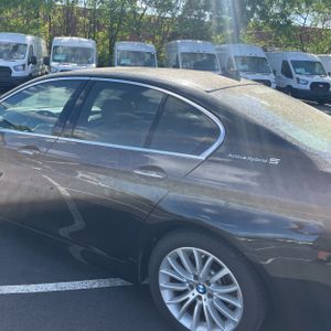 BMW 5 SERIES ACTIVEHYBRID 5 - 6