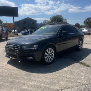 AUDI A4 PREMIUM - 1