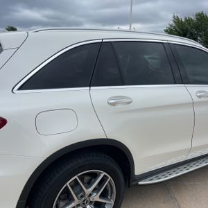 MERCEDES-BENZ GLC - 9
