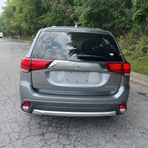 2017 Mitsubishi OUTLANDER SE — фото 7